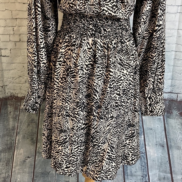 MSCH Copenhagen Annabella Long Sleeve Pockets Dress M Minimalist Scandi Girl - Picture 11 of 15